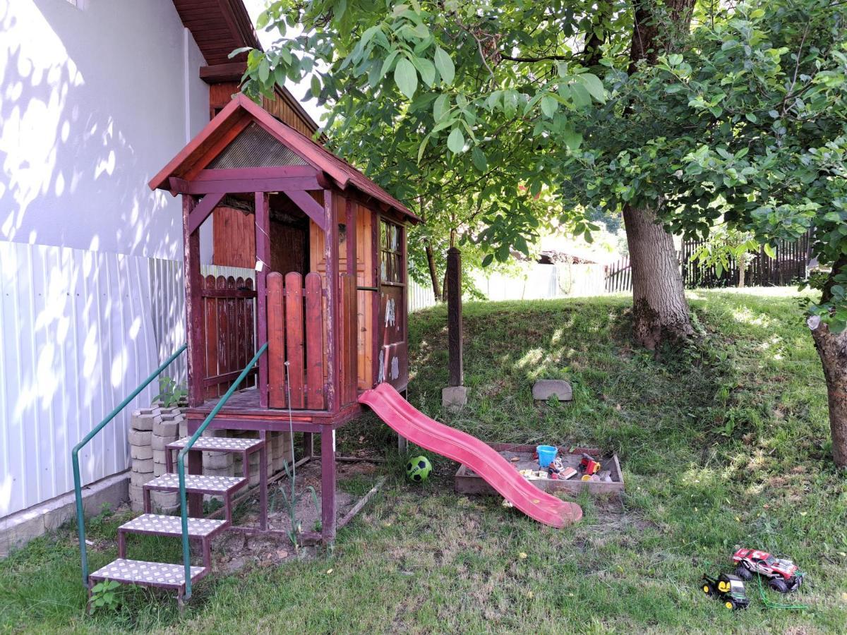 Casa De Vacanta Zsenik Vendeghaz Sovata Exteriér fotografie